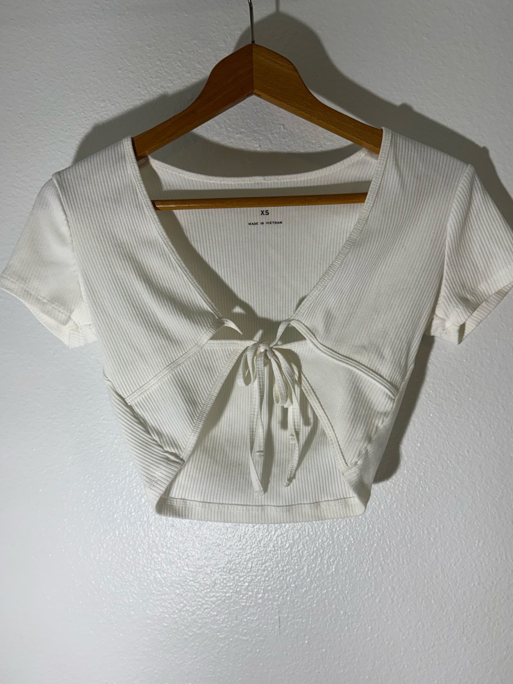 Ribbed Tie-Front Aeropostale Crop Top - White